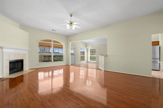 5407 Summer Oak Drive, Pasadena, TX 77505