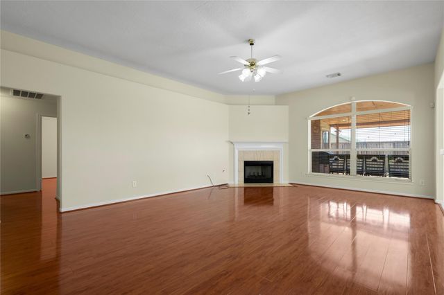 5407 Summer Oak Drive, Pasadena, TX 77505