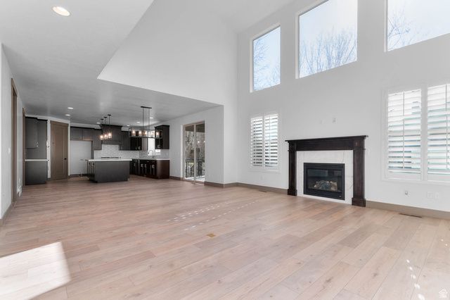 2724 E MOUNT JORDAN RD, Sandy, UT 84092