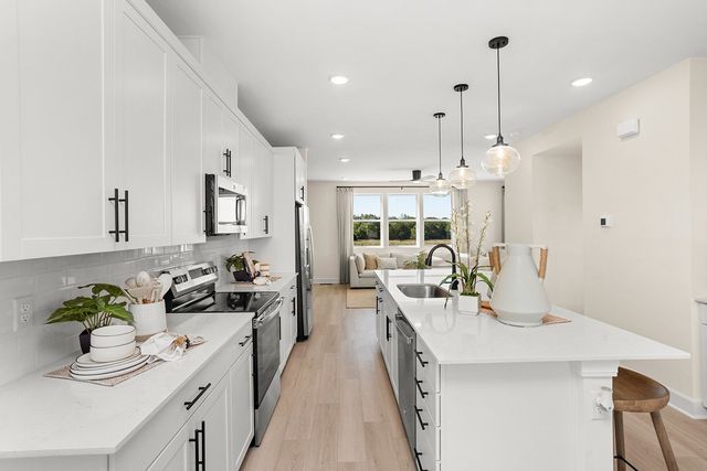 146 Barton Village Boulevard, Lebanon, TN 37090