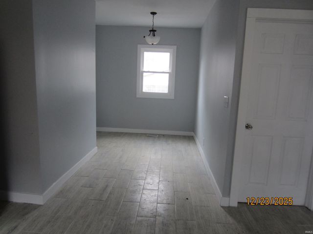 1107 W 4th Street, Marion, IN 46952