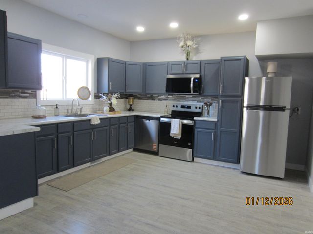 1107 W 4th Street, Marion, IN 46952