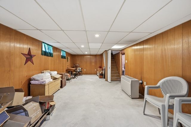 240 Pasco Rd, Springfield, MA 01151