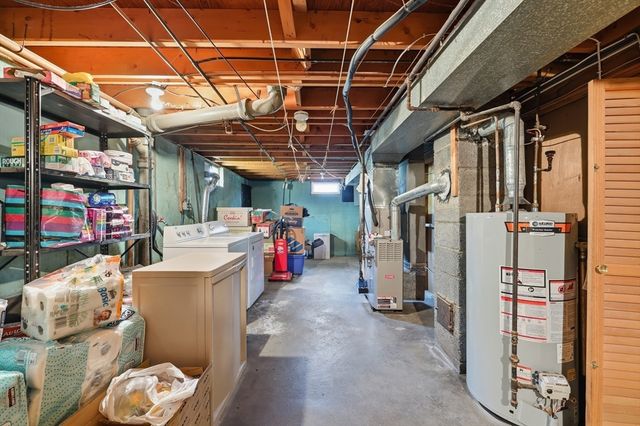 240 Pasco Rd, Springfield, MA 01151