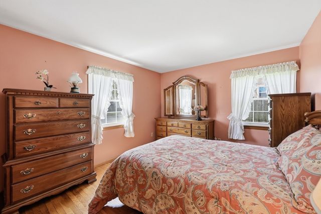 240 Pasco Rd, Springfield, MA 01151