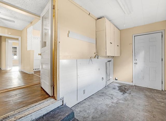 733 Arizona Avenue, Wake Village, TX 75501