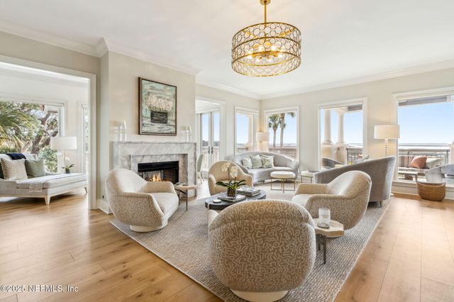 5023 FIRST COAST Highway, 201B, Fernandina Beach, FL 32034