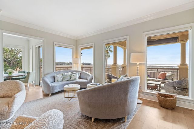 5023 FIRST COAST Highway, 201B, Fernandina Beach, FL 32034