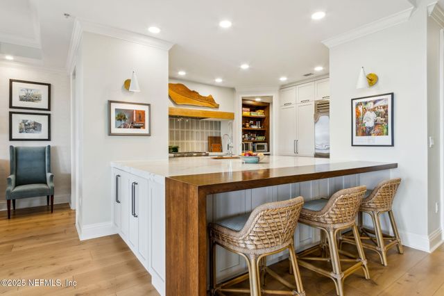 5023 FIRST COAST Highway, 201B, Fernandina Beach, FL 32034