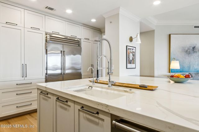 5023 FIRST COAST Highway, 201B, Fernandina Beach, FL 32034