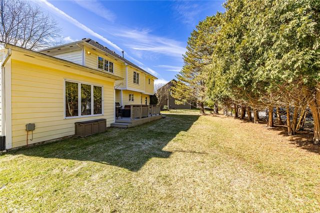 4 Le Pere Drive, Pittsford, NY 14534