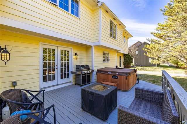 4 Le Pere Drive, Pittsford, NY 14534