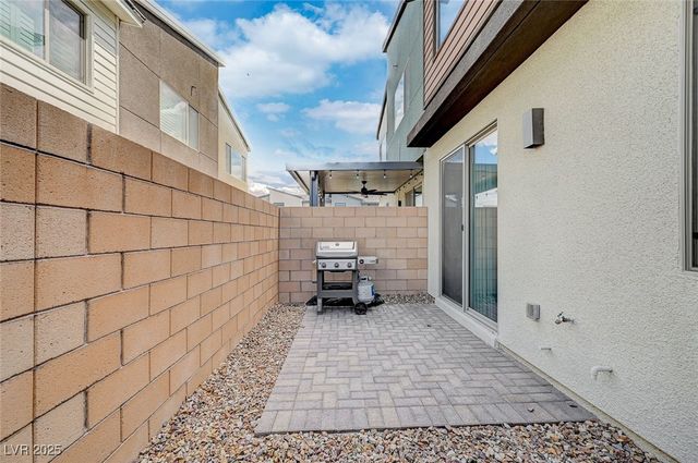 9276 Desert Pearl Avenue, Las Vegas, NV 89148