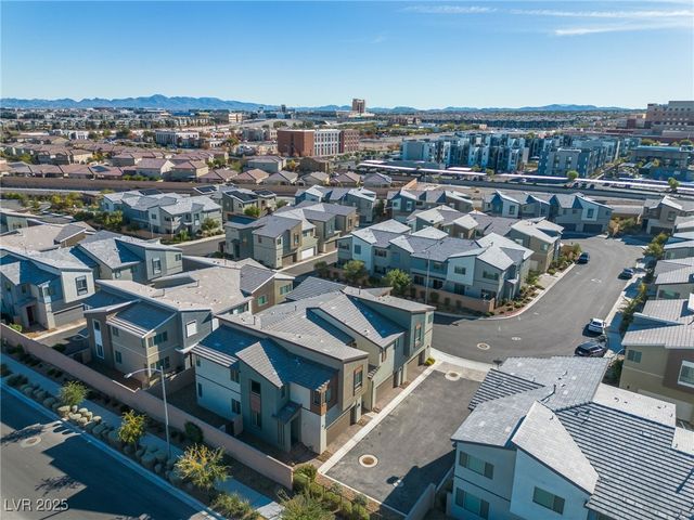 9276 Desert Pearl Avenue, Las Vegas, NV 89148