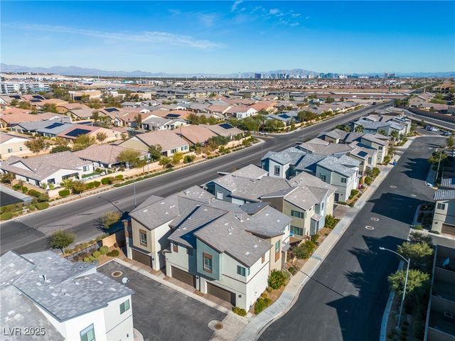 9276 Desert Pearl Avenue, Las Vegas, NV 89148