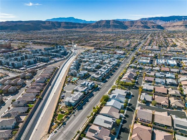 9276 Desert Pearl Avenue, Las Vegas, NV 89148