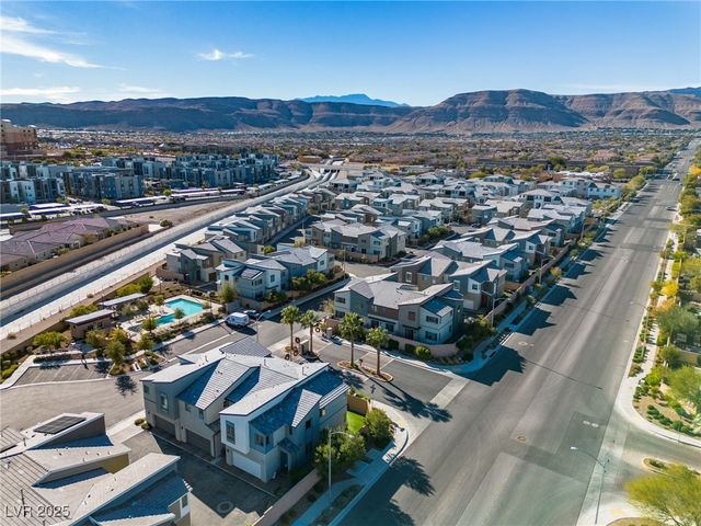 9276 Desert Pearl Avenue, Las Vegas, NV 89148