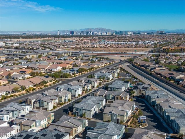 9276 Desert Pearl Avenue, Las Vegas, NV 89148