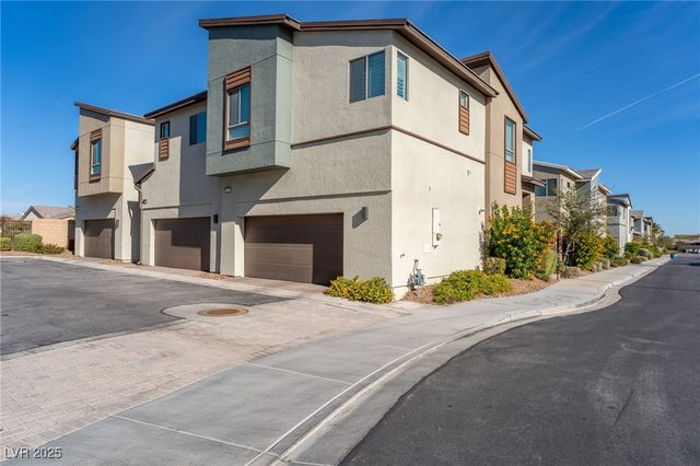 9276 Desert Pearl Avenue, Las Vegas, NV 89148