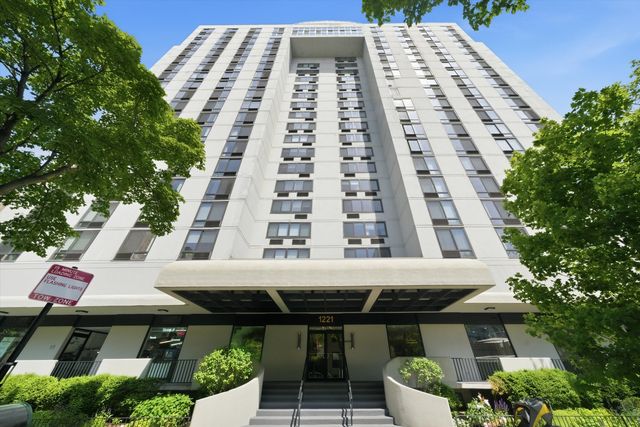 1221 N Dearborn Street 608S, Chicago, IL 60610