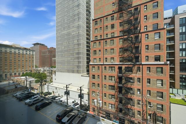 1221 N Dearborn Street 608S, Chicago, IL 60610