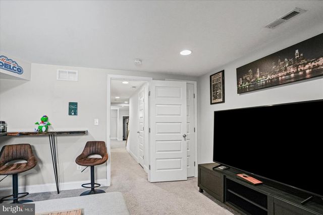214 S HIGHLAND AVE, Baltimore, MD 21224
