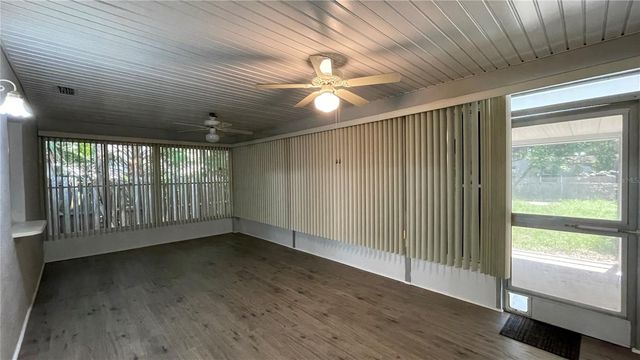 253 W LAKE INA DRIVE, Winter Haven, FL 33884