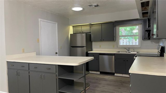 253 W LAKE INA DRIVE, Winter Haven, FL 33884