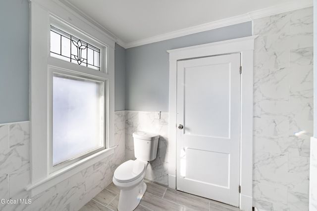 195 Guy Park Avenue, Amsterdam, NY 12010