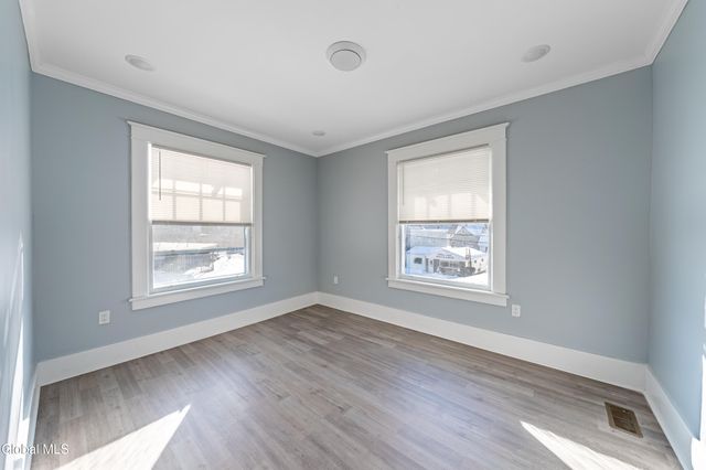 195 Guy Park Avenue, Amsterdam, NY 12010