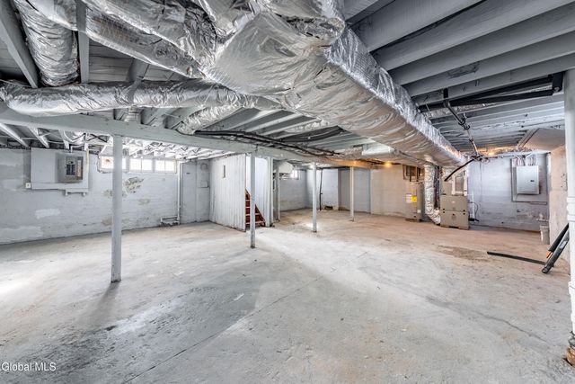 195 Guy Park Avenue, Amsterdam, NY 12010