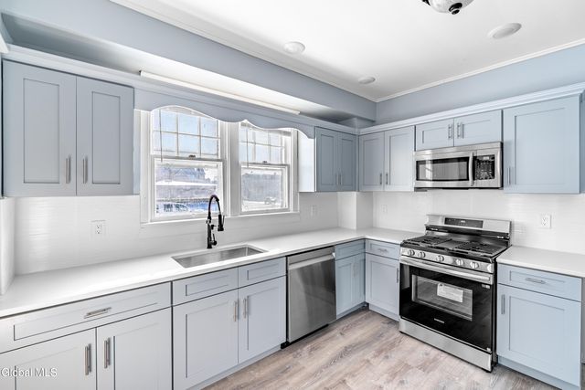 195 Guy Park Avenue, Amsterdam, NY 12010