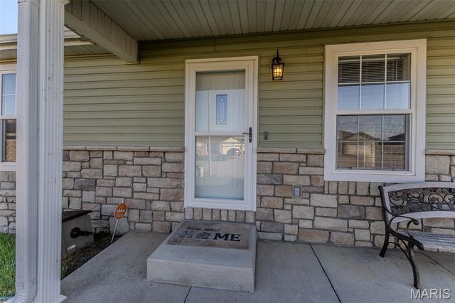 111 Greythorn Court, St Robert, MO 65584