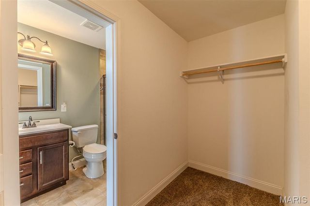 111 Greythorn Court, St Robert, MO 65584