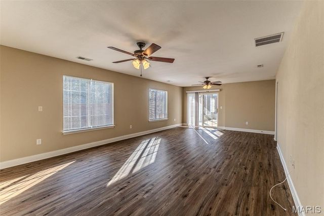 111 Greythorn Court, St Robert, MO 65584