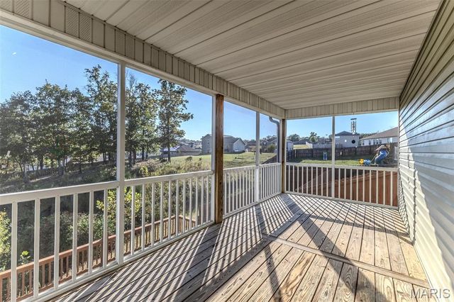 111 Greythorn Court, St Robert, MO 65584