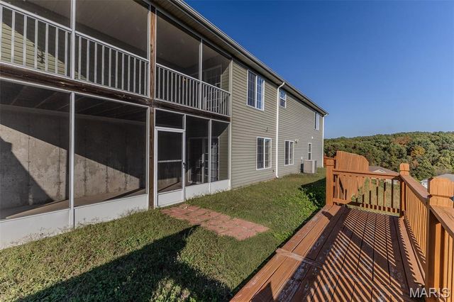 111 Greythorn Court, St Robert, MO 65584