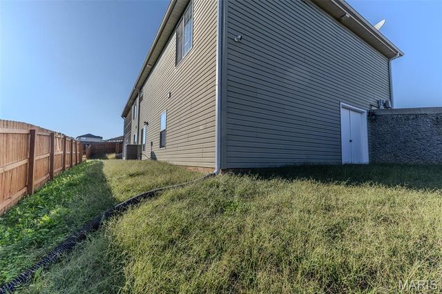 111 Greythorn Court, St Robert, MO 65584