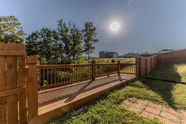 111 Greythorn Court, St Robert, MO 65584