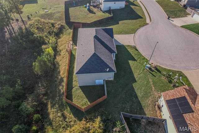 111 Greythorn Court, St Robert, MO 65584