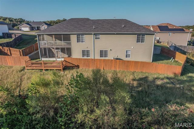 111 Greythorn Court, St Robert, MO 65584