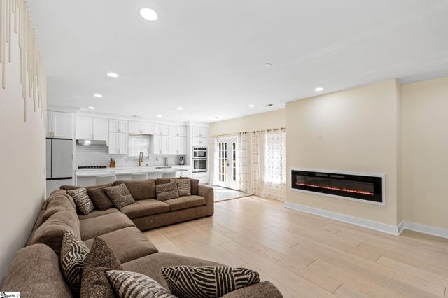 519 Forest Shoals Lane, Duncan, SC 29334