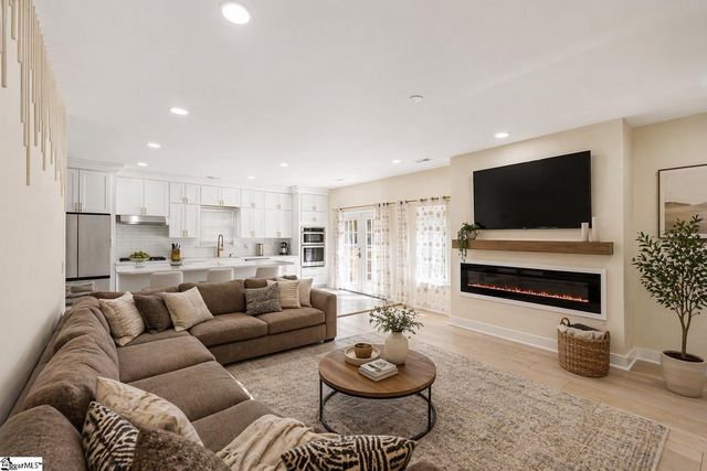 519 Forest Shoals Lane, Duncan, SC 29334