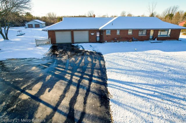 2227 N Baxter Road, Davison Township, MI 48423