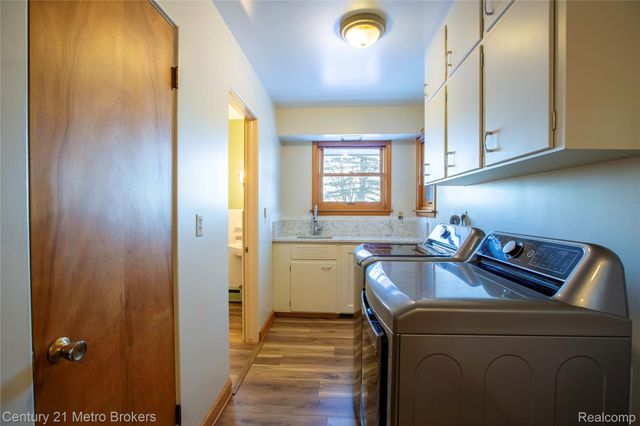 2227 N Baxter Road, Davison Township, MI 48423