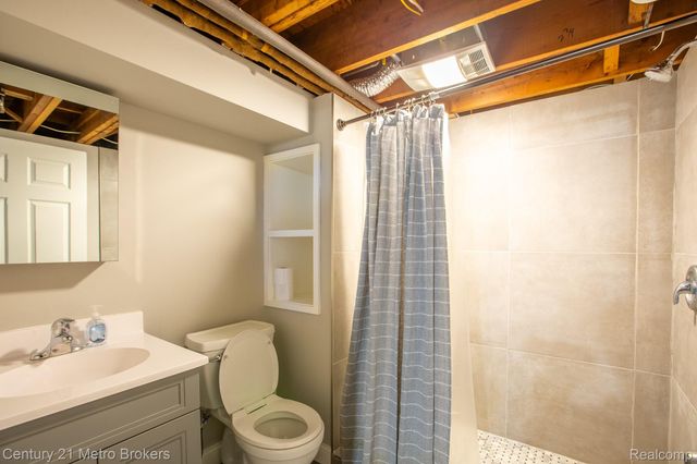 2227 N Baxter Road, Davison Township, MI 48423