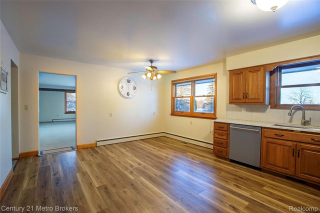 2227 N Baxter Road, Davison Township, MI 48423