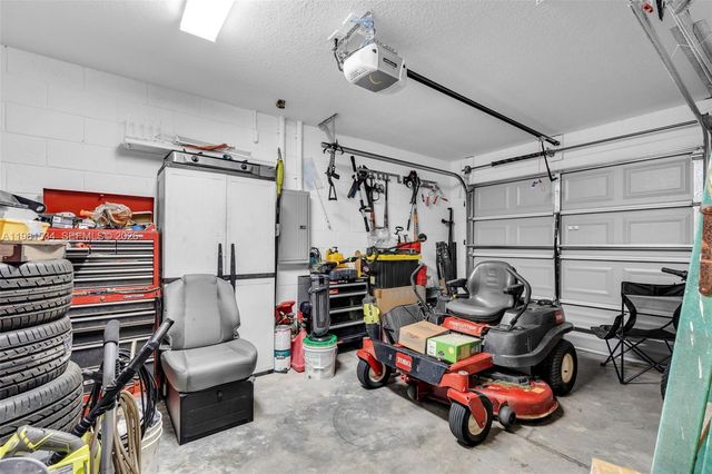 13822 SW 61 Pl Road, Ocala, FL 34481
