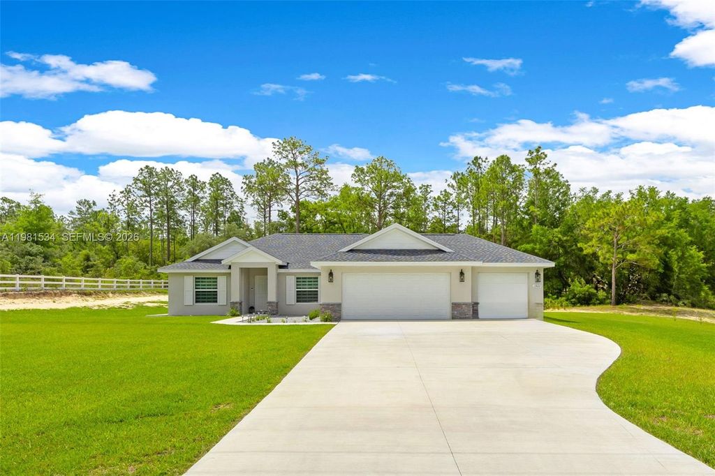 13822 SW 61 Pl Road, Ocala, FL 34481