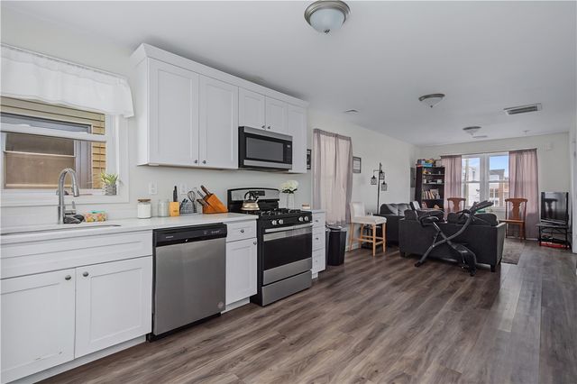 61 Joslin Street, Providence, RI 02909